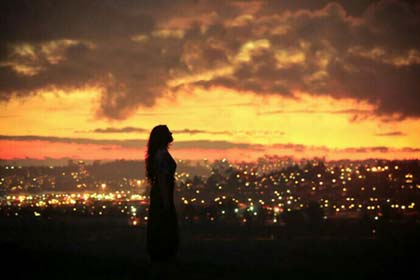 �ٴ�����