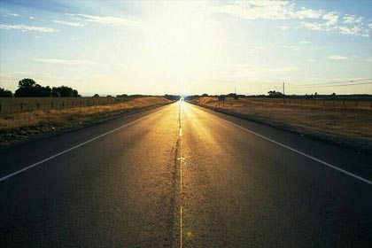 纷纷万事,直道而行