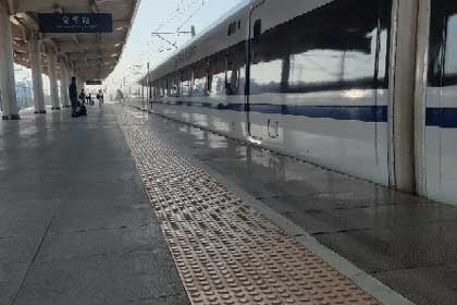 ���Ҵ������������硱