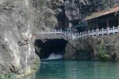 ʧԼ�ķ羰�����̶