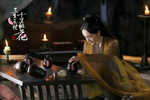 ����������