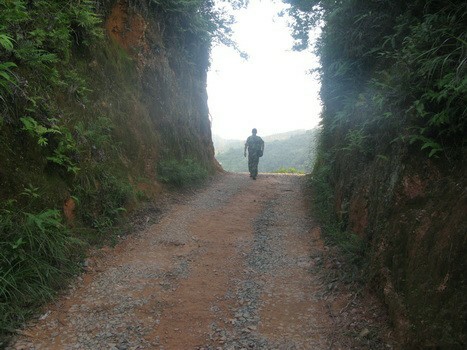 ��Ϊ���㣬�����뿪