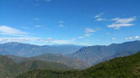 ������־