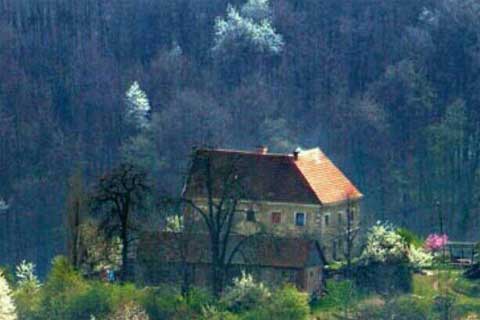ʯ��ɽһ��������600��